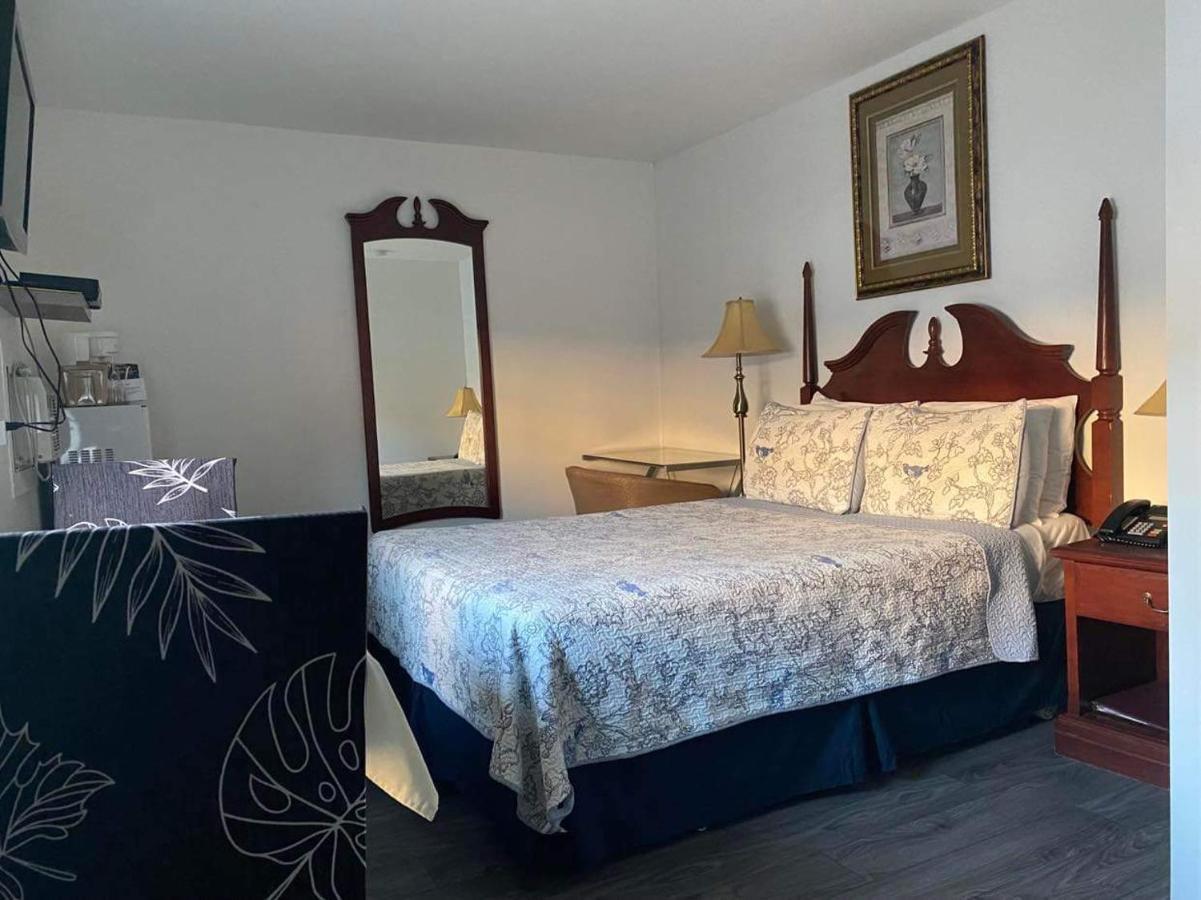 Motel Deblois Sainte-Anne-de-Beaupré Kültér fotó