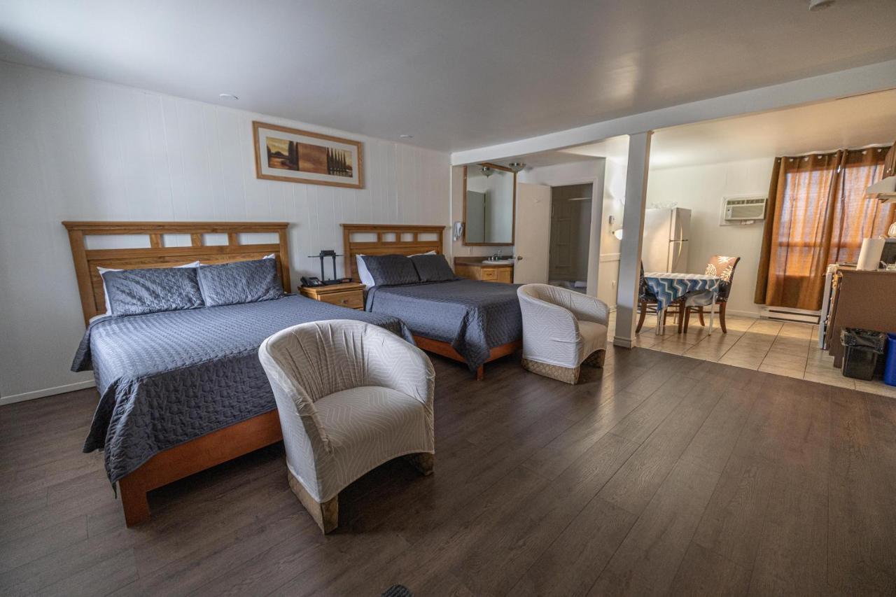 Motel Deblois Sainte-Anne-de-Beaupré Kültér fotó