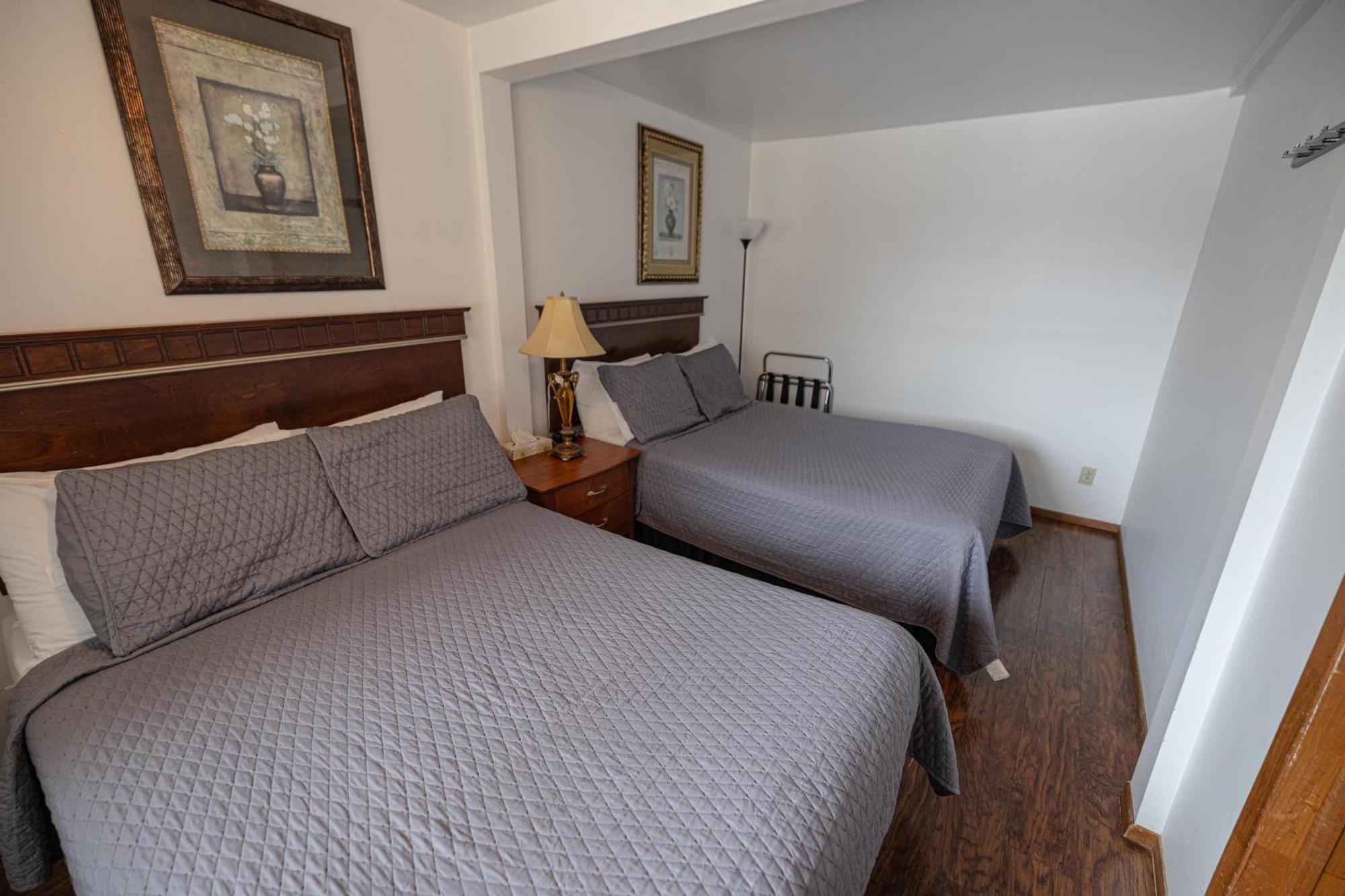 Motel Deblois Sainte-Anne-de-Beaupré Kültér fotó