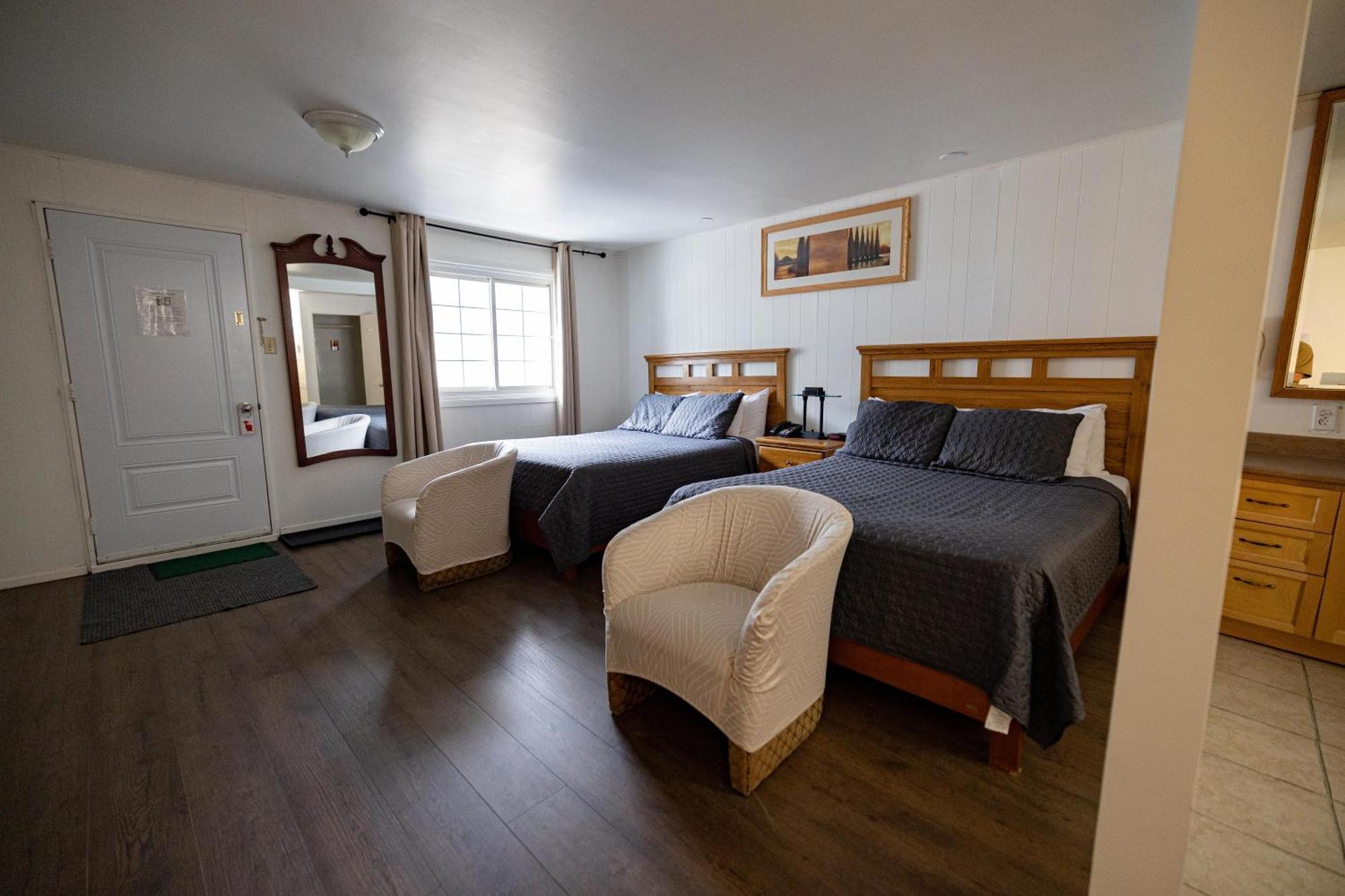 Motel Deblois Sainte-Anne-de-Beaupré Kültér fotó
