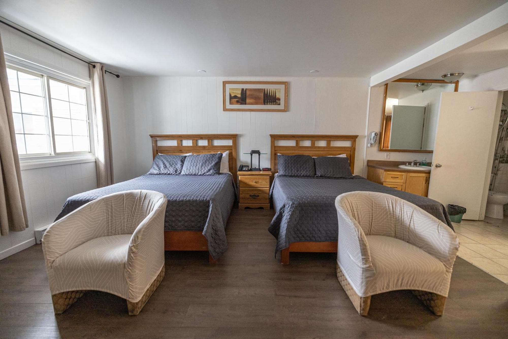 Motel Deblois Sainte-Anne-de-Beaupré Kültér fotó